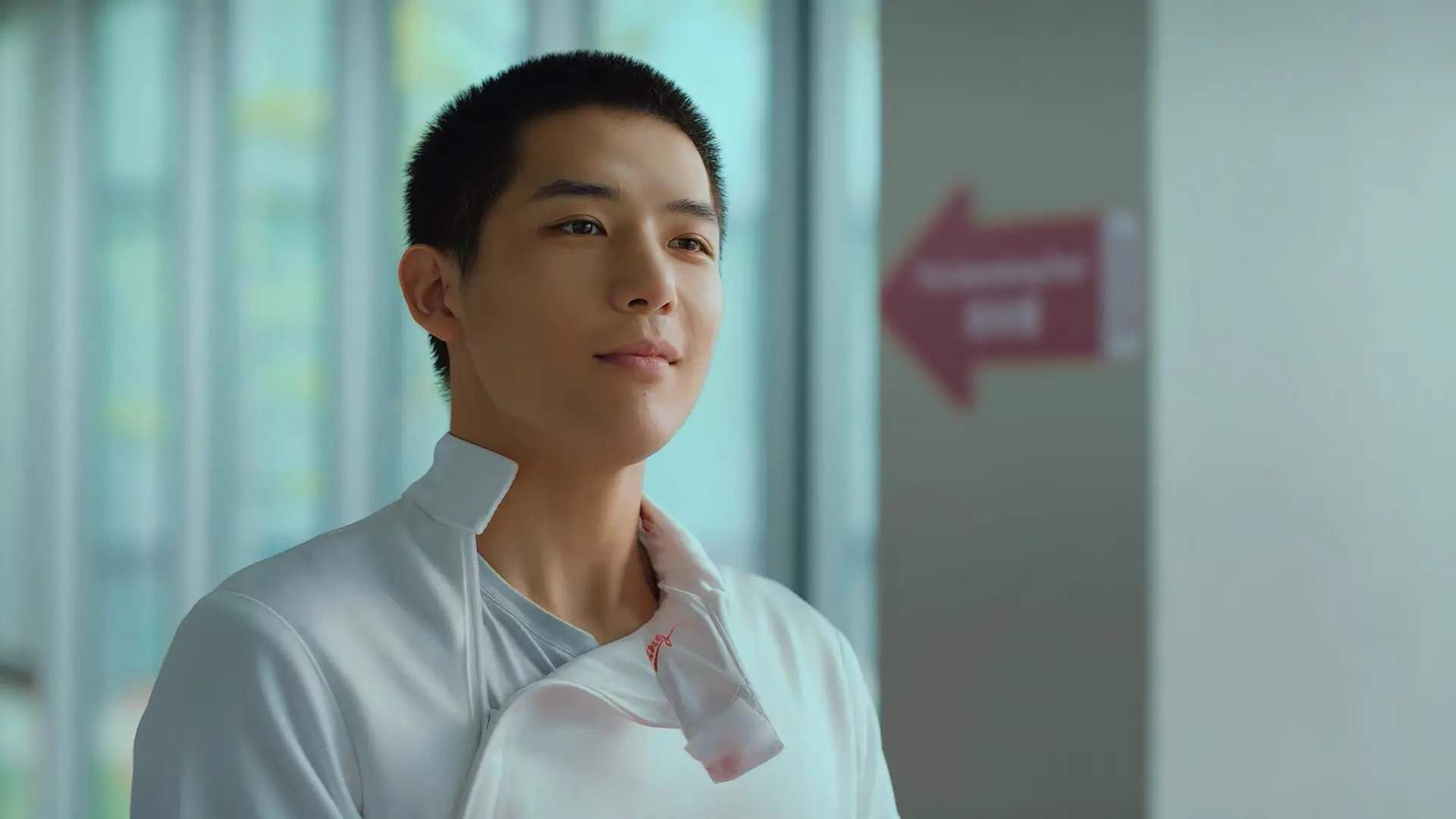 熊猫体育娱乐-“球场大咖秀：明星球员的非凡绝技”，球星打比赛