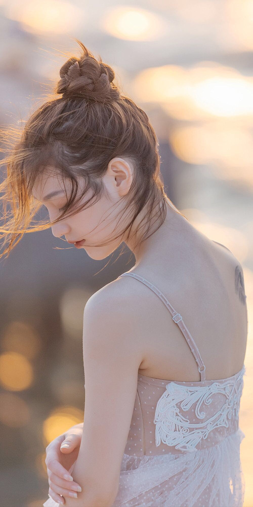 熊猫体育在线-【罚分揭秘】裁判如何快速判断犯规点，确保比赛流畅，裁判的犯规手势