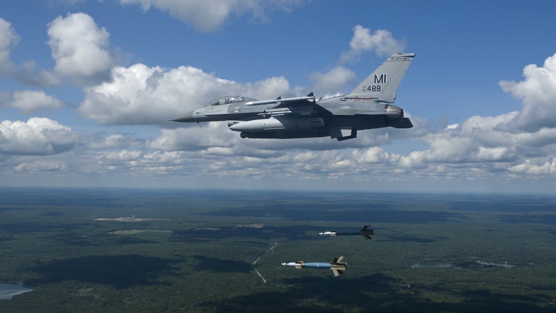 决赛教练战术对决吸引全球关注，比赛中教练挑战是什么意思